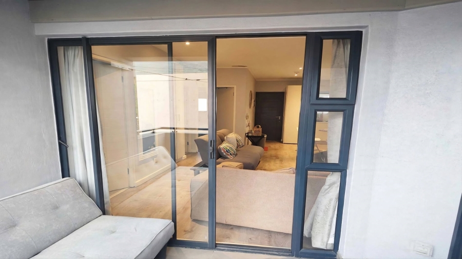 2 Bedroom Property for Sale in Rondebosch Village Western Cape